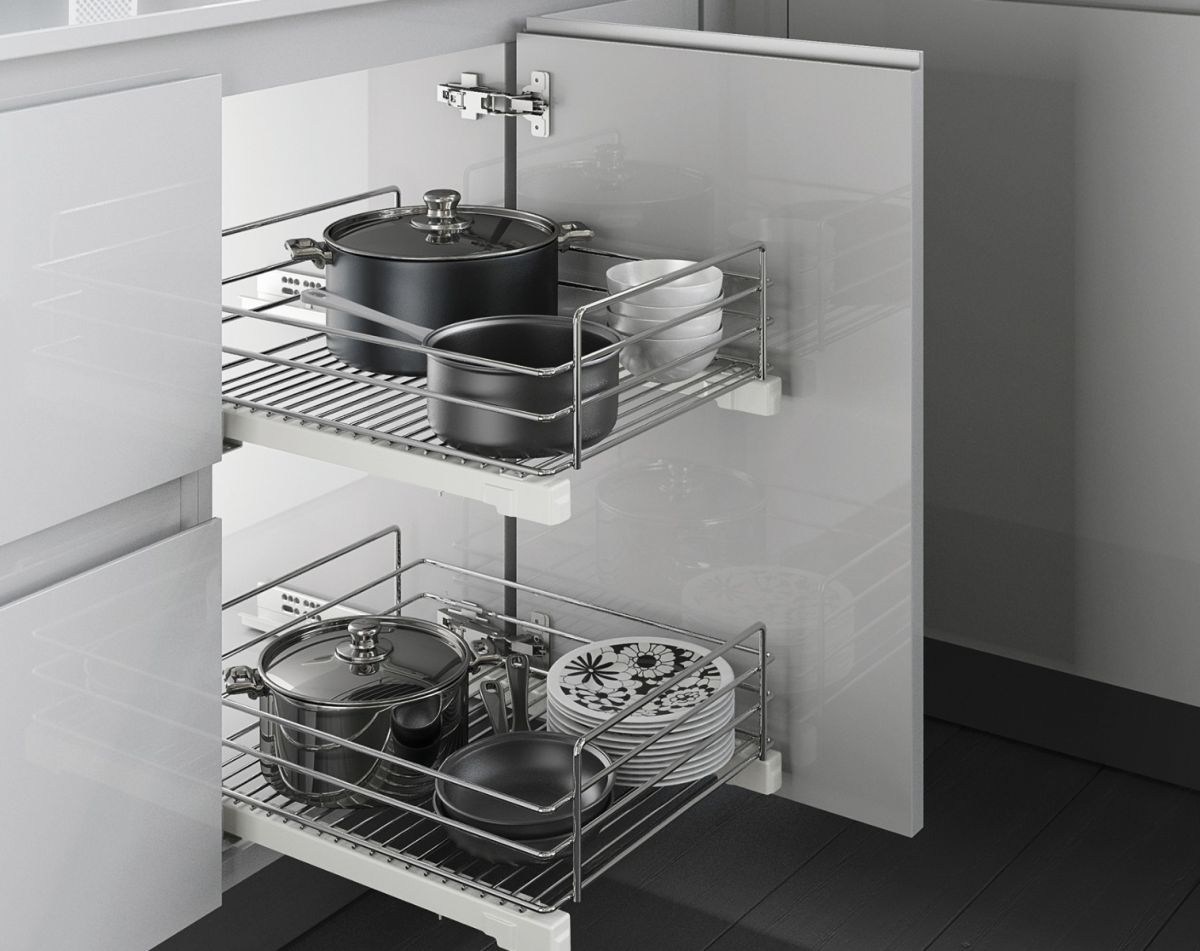 Dynamic Pull Out Basket