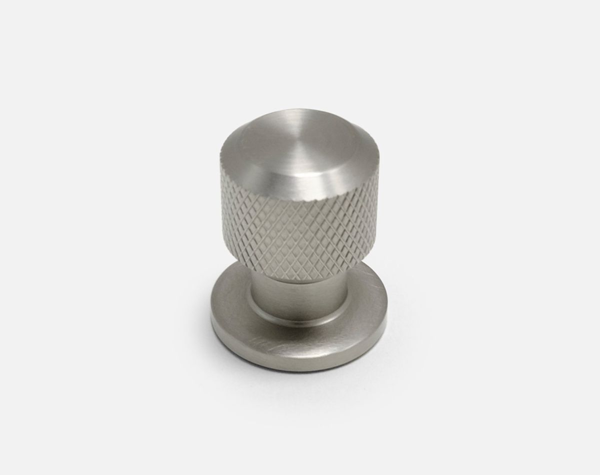 KNURLED KNOB BRUSHED SATIN NICKEL HANDLE