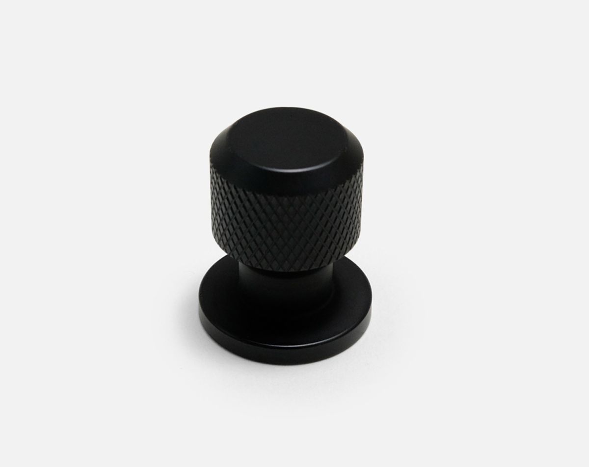 Knurled knob, matt black
